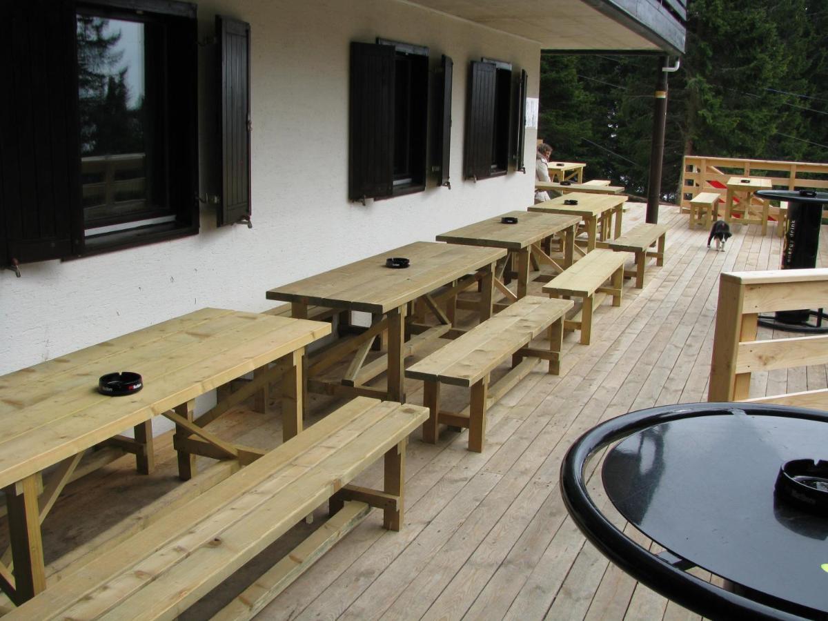 Accommodation And Restaurant Tia Cerklje na Gorenjskem Exteriör bild